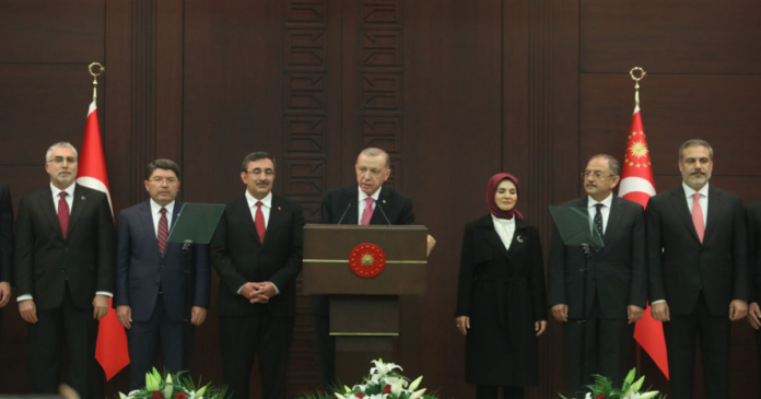 Erdogan unveils new cabinet after inauguration