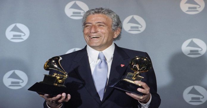 American singer Tony Bennett dies