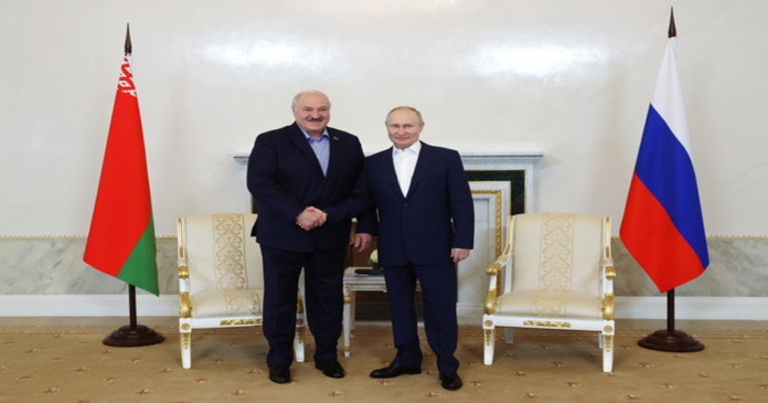 Putin meets Lukashenko