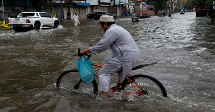 Recent rains kill 215 across Pakistan