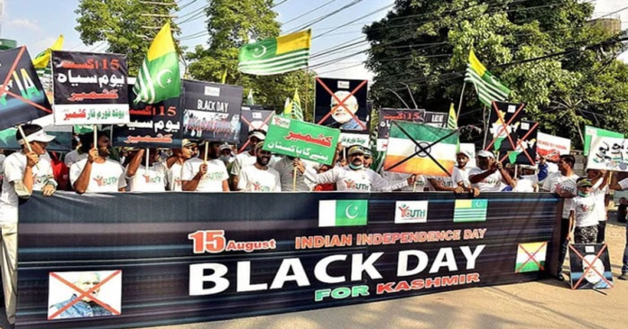 Kashmiris observe India’s independence day as black day