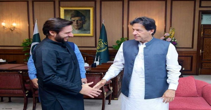 Shahid Afridi advice Imran khan