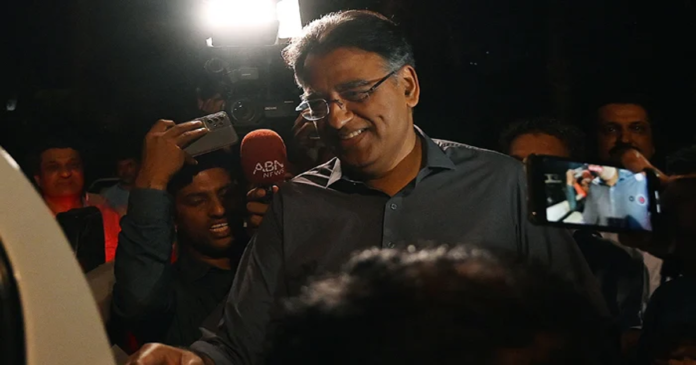 Asad Umar secures bail in cipher case