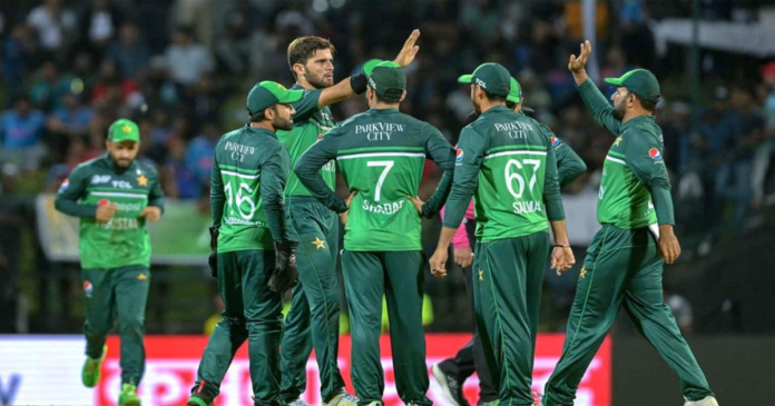 Pakistan beat Bangladesh by 7 wickets