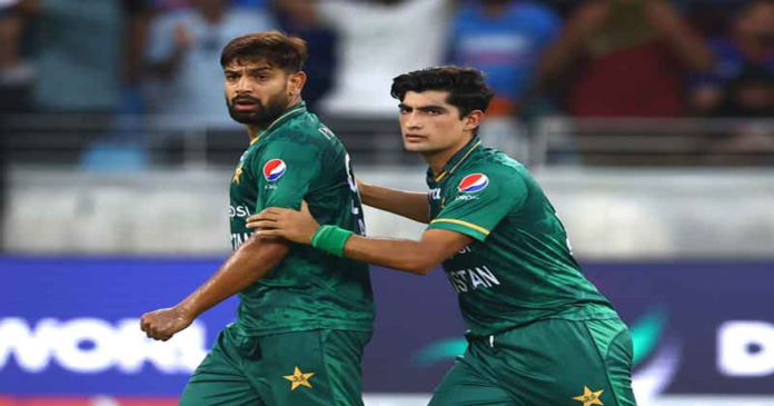 Pakistan call two back up pacers