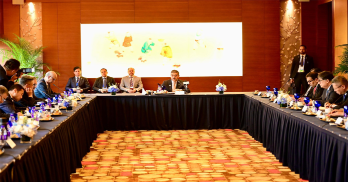 PM Kakar attends Roundtable on CPEC