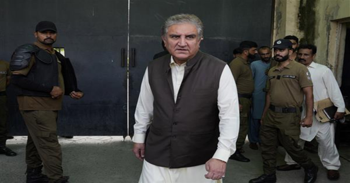 Qureshi files petition against jail trial